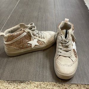Never worn pink sparkly high top sneakers